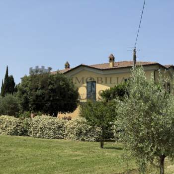 Villa in vendita a Castiglione del Lago (Perugia)
