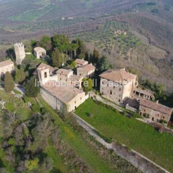 Casa a schiera in vendita a Panicale (Perugia)