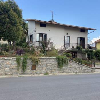 Casa singola in vendita a Castiglione del Lago (Perugia)