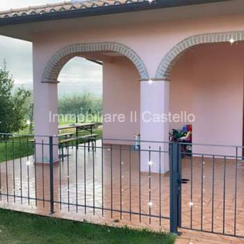 Casa a schiera in vendita a Castiglione del Lago (Perugia)