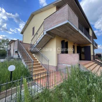 Appartamento in vendita a Castiglione del Lago (Perugia)