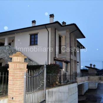 Appartamento in vendita a Castiglione del Lago (Perugia)