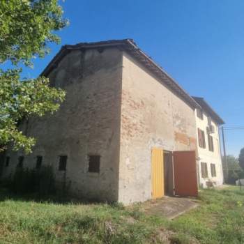 Rustico in vendita a Campogalliano (Modena)