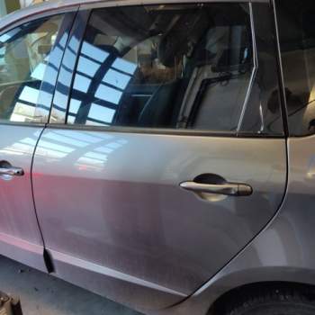 Porta posteriore sinistra RENAULT SCENIC  del 2013