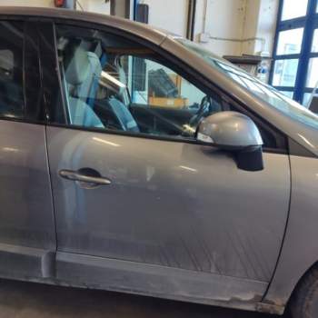 Porta anteriore dx nuda RENAULT SCENIC  del 2013