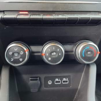 Comandi riscaldamento RENAULT CLIO  del 2024