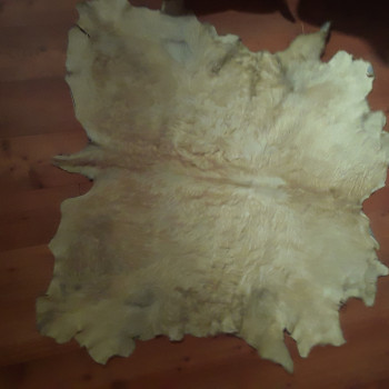 Tappeto pelle vitello 