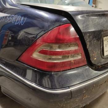 Fanale posteriore sinistro MERCEDES-BENZ CLASSE C  del 2002