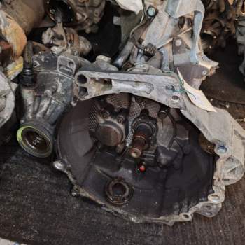 Cambio VOLKSWAGEN GOLF 4 1896cc TDI  del 2000