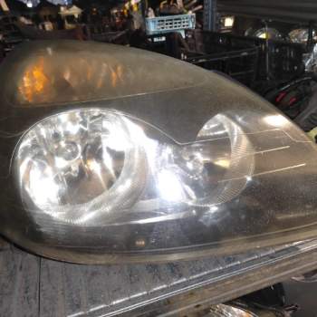 Proiettore destro RENAULT CLIO  del 2003