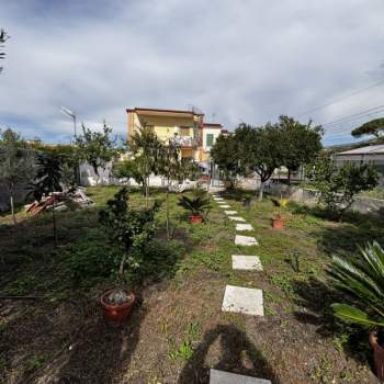 Casa singola in vendita a Torre del Greco (Napoli)