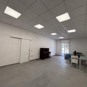 Ufficio in affitto a Torre del Greco (Napoli)