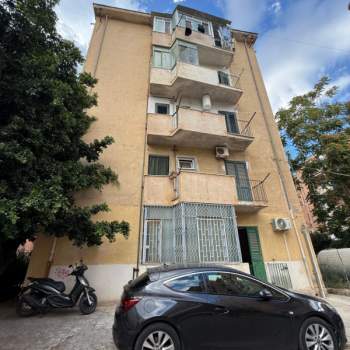 Appartamento in vendita a Palermo (Palermo)