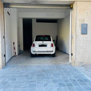 Magazzino in vendita a Pizzo (Vibo Valentia)