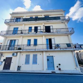 Appartamento in vendita a Briatico (Vibo Valentia)