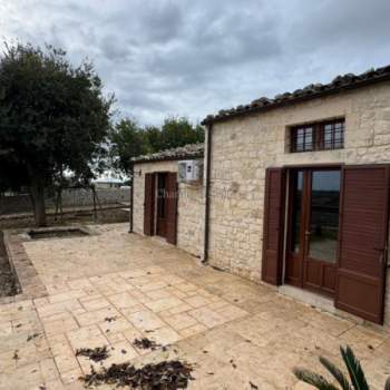 Villa in vendita a Modica (Ragusa)