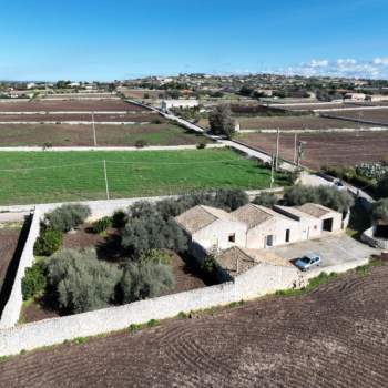 Casa singola in vendita a Modica (Ragusa)