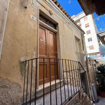 Casa singola in vendita a Modica (Ragusa)
