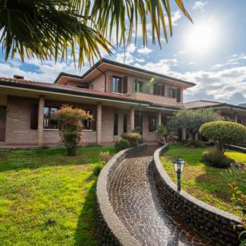 Villa in vendita a Badia Polesine (Rovigo)