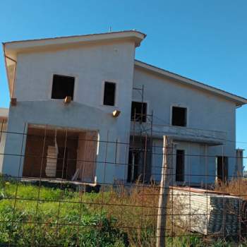 Villa in vendita a Pomezia (Roma)