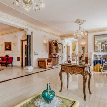 Villa in vendita a Velletri (Roma)