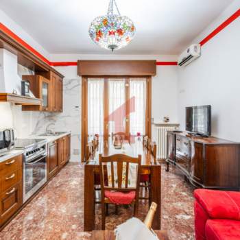 Appartamento in vendita a Parma (Parma)