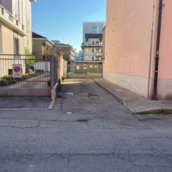 Garage in vendita a Bresso (Milano)