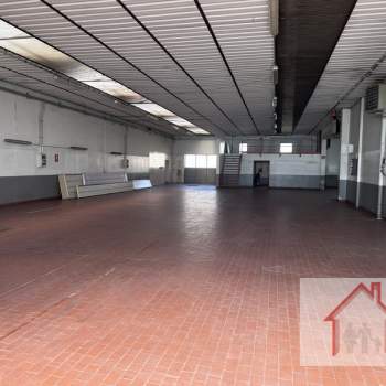 Capannone in vendita a Spresiano (Treviso)