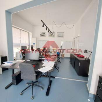 Negozio in vendita a Venezia (Venezia)