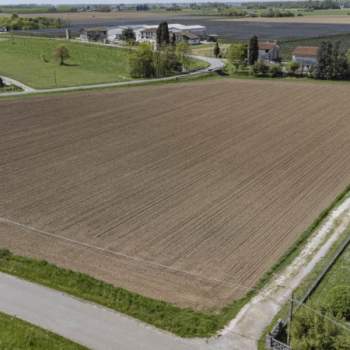 Terreno in vendita a Bagnaria Arsa (Udine)