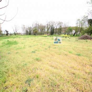 Terreno in vendita a Santa Maria di Sala (Venezia)