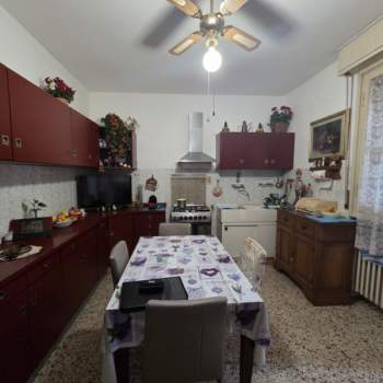 Appartamento in vendita a Firenze (Firenze)