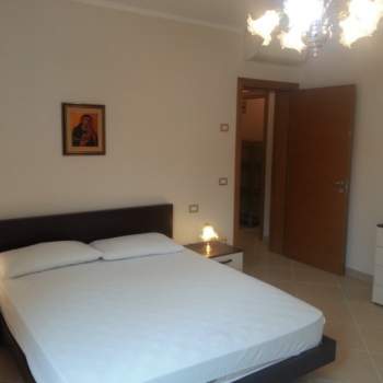 Bifamiliare in vendita a Modena (Modena)