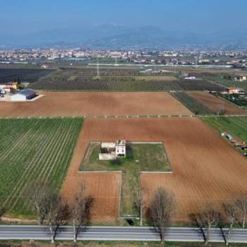 Rustico in vendita a Bussolengo (Verona)