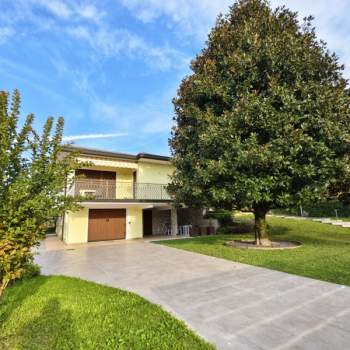 Bifamiliare in vendita a Montegrotto Terme (Padova)