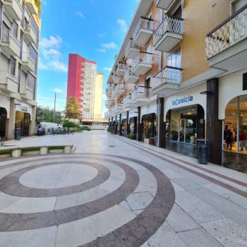 Negozio in vendita a Abano Terme (Padova)