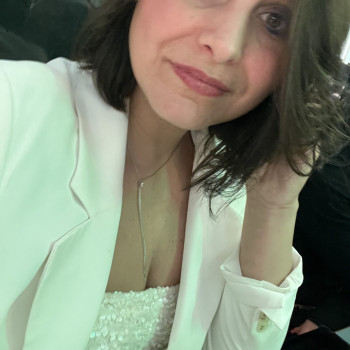 Sharon, donna matura