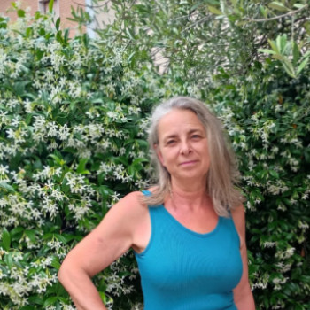 Angela, donna matura