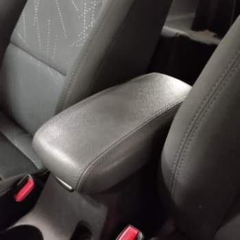 Poggia braccio KIA RIO  del 2013