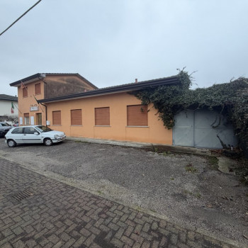 DOGALETTO Locale Bar con scoperto esclusivo