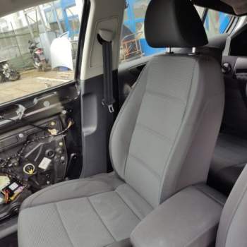 Sedile anteriore dx VOLKSWAGEN GOLF 6  del 2011