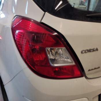 Fanale posteriore sinistro OPEL CORSA D  del 2008