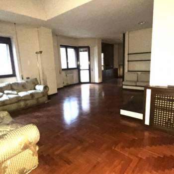 Appartamento in vendita a Roma (Roma)