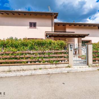 Villa in vendita a Castiglione dei Pepoli (Bologna)