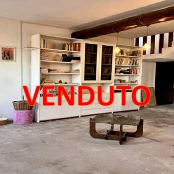 Rustico in vendita a Sommacampagna (Verona)