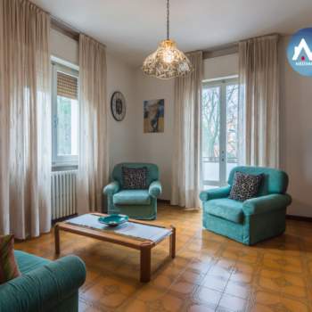 Appartamento in vendita a Pesaro (Pesaro e Urbino)