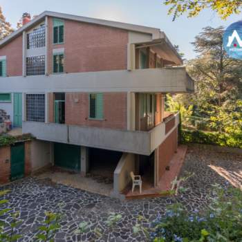 Villa in vendita a Pesaro (Pesaro e Urbino)