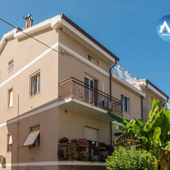 Appartamento in vendita a Pesaro (Pesaro e Urbino)