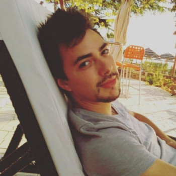 Simone, ragazzo single dolce, cerca ragazza 