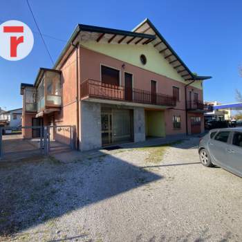 Palazzo in vendita a Campodarsego (Padova)